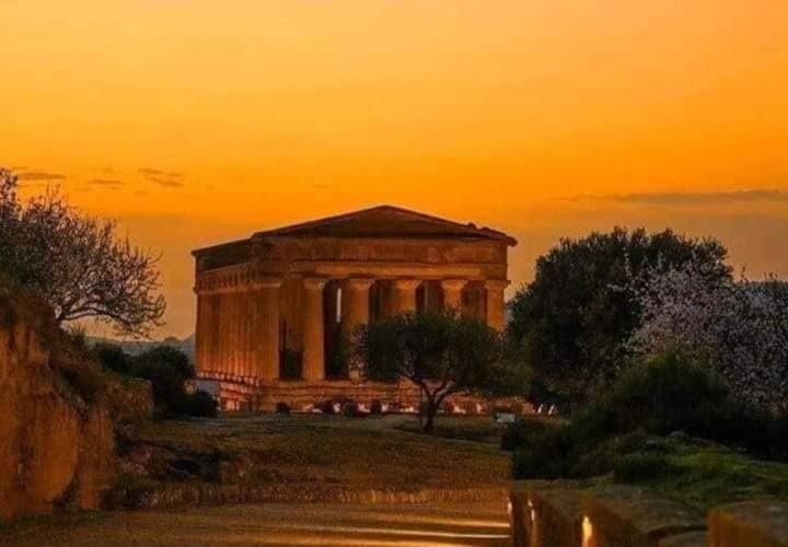 Bed and Breakfast I Tetti Di Girgenti Agrigent Exterior foto