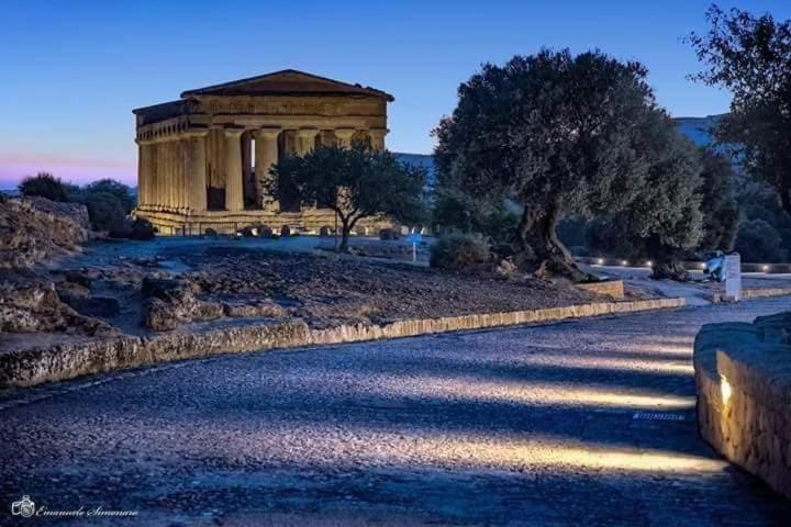 Bed and Breakfast I Tetti Di Girgenti Agrigent Exterior foto